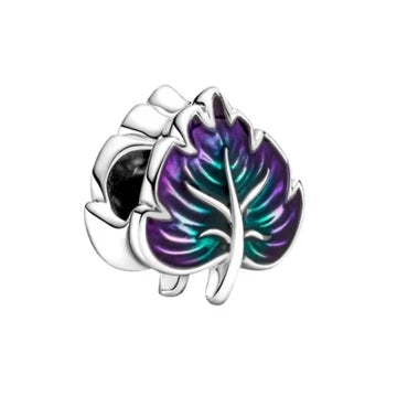 Charm Avalorio Hoja Morada de plata 925