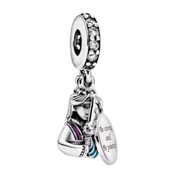 Charm Mulan de plata 925